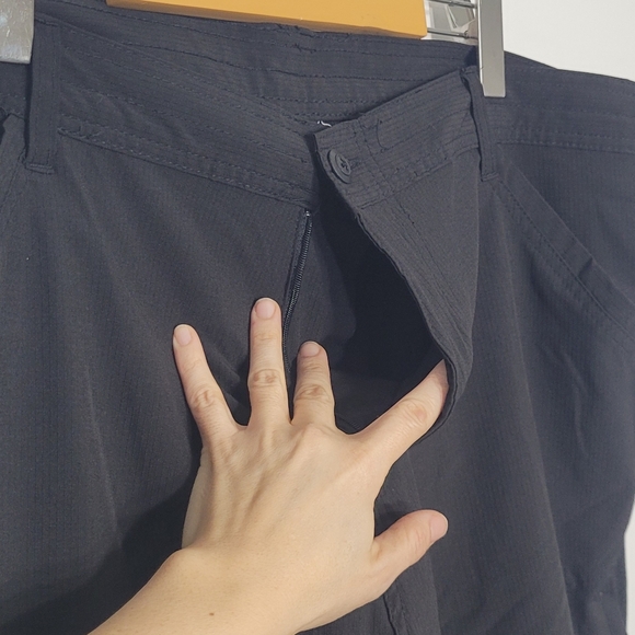 Burnside Black Men's Activewear Pockets Casual Belt Loop Shorts Size 36 - Picture 8 of 16